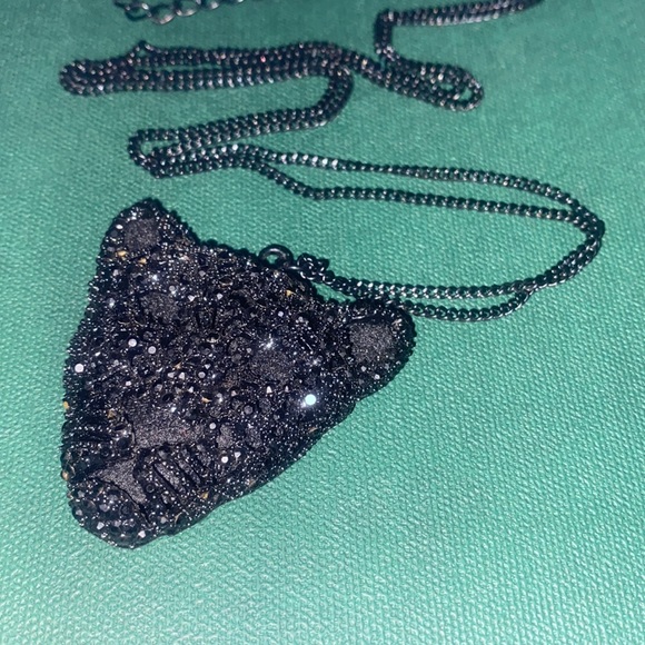 Black panther necklace - Picture 5 of 6